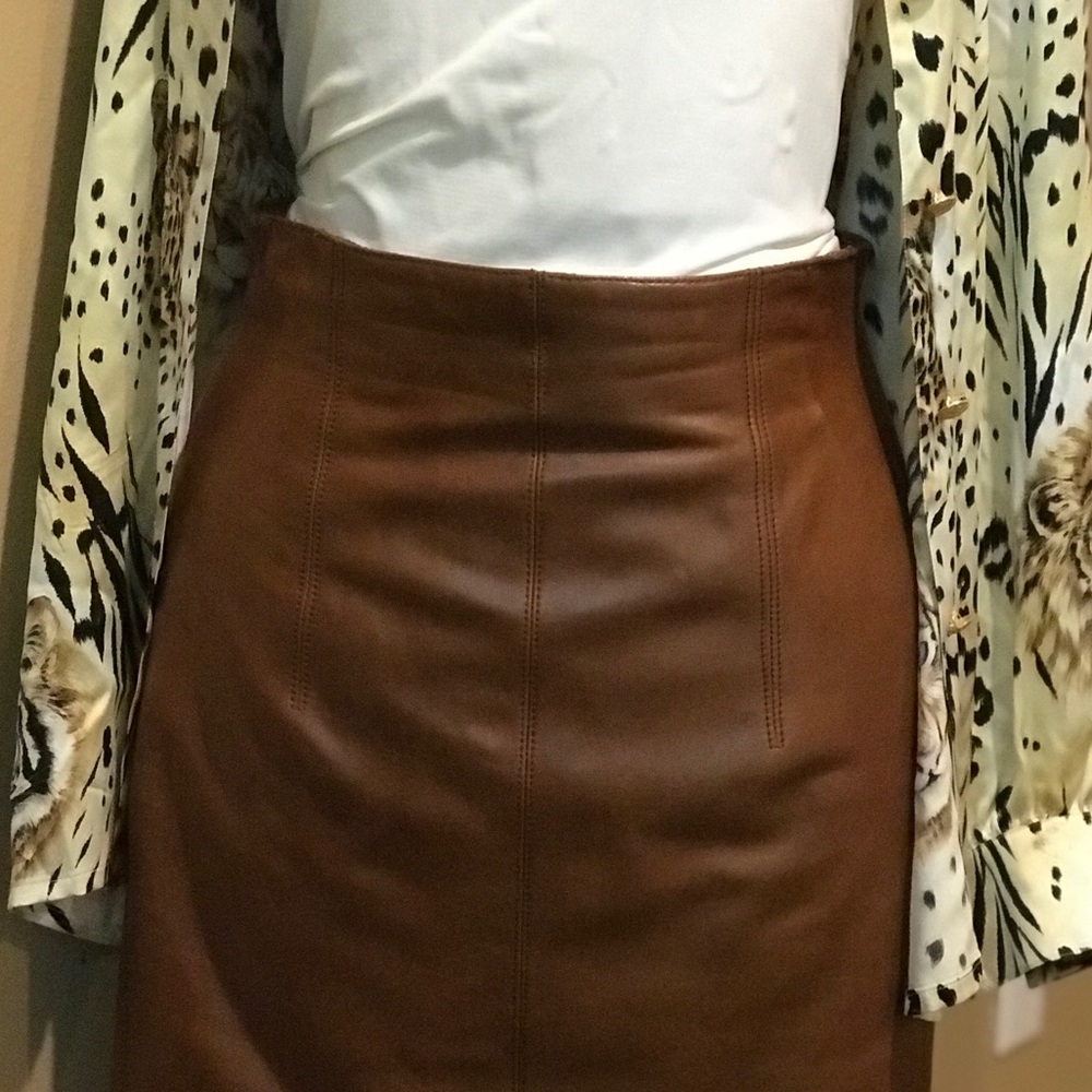 ESCADA Leather skirt